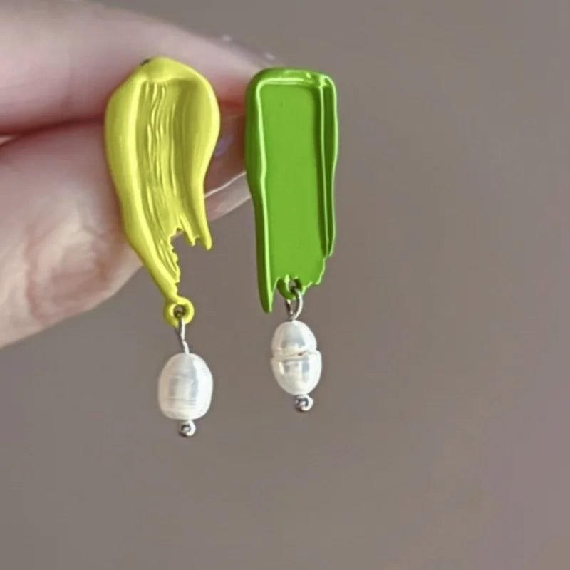 Asymmetrical Enamel Pearl Drop Earrings – Trendy &amp; Elegant